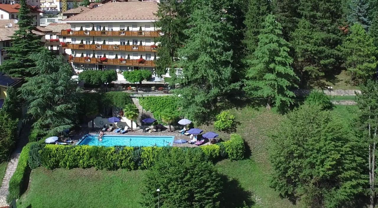 Hotel Miralago Molveno Esterno foto
