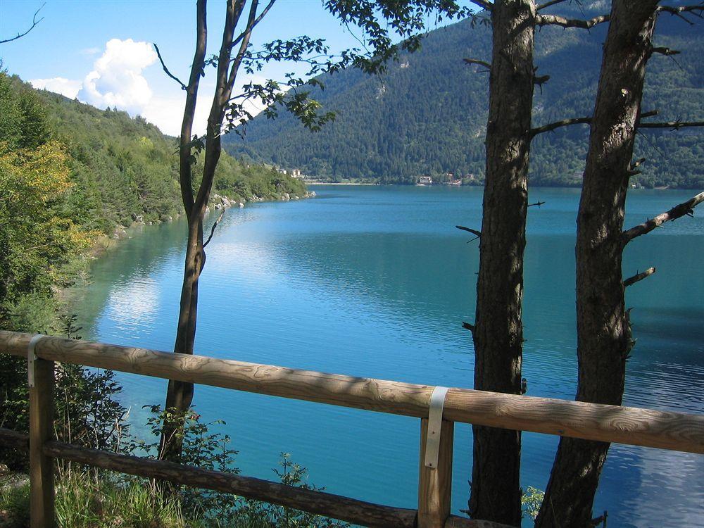 Hotel Miralago Molveno Esterno foto