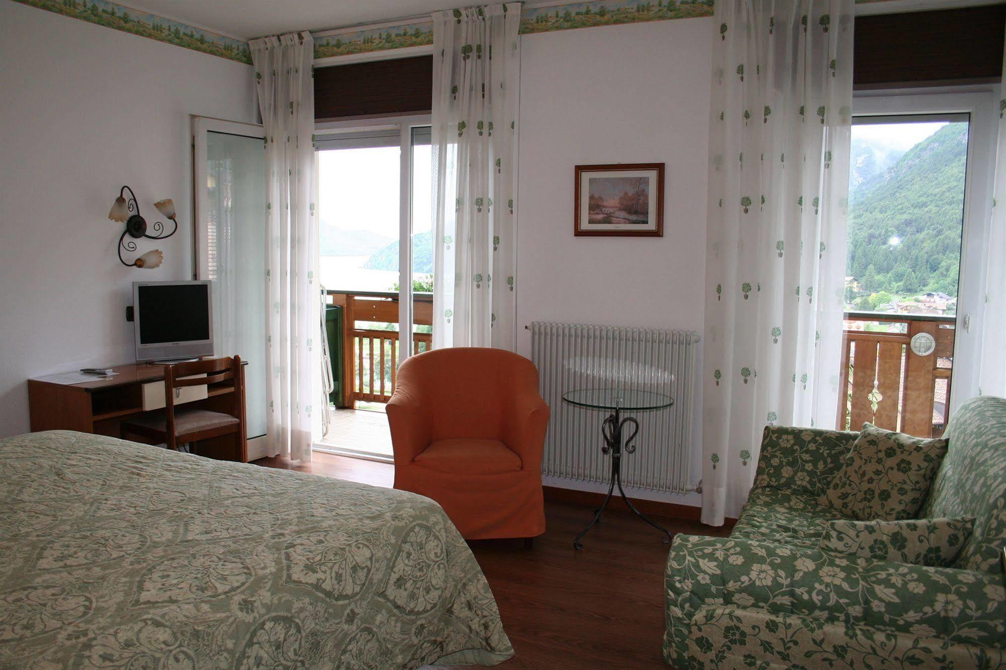Hotel Miralago Molveno Esterno foto